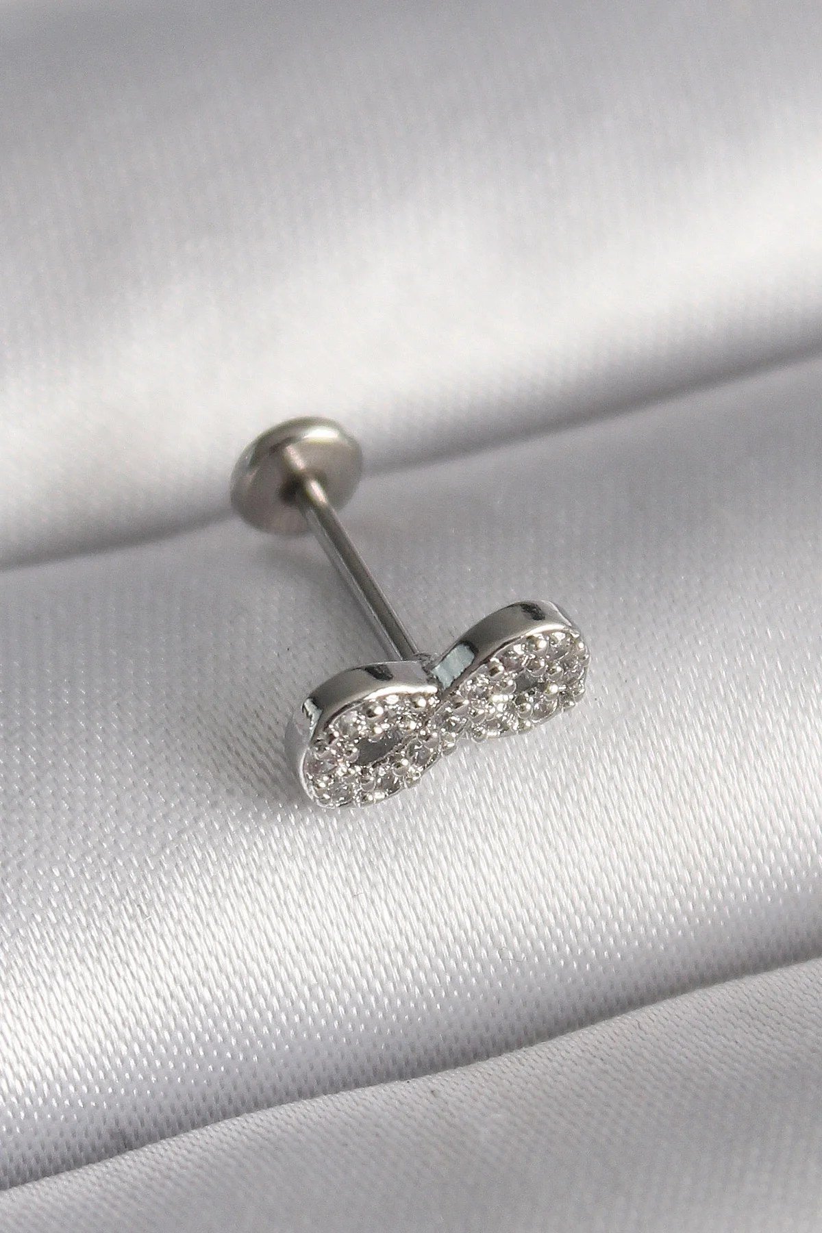 Zirkon Taşlı Sonsuzluk Piercing 6mm Çelik